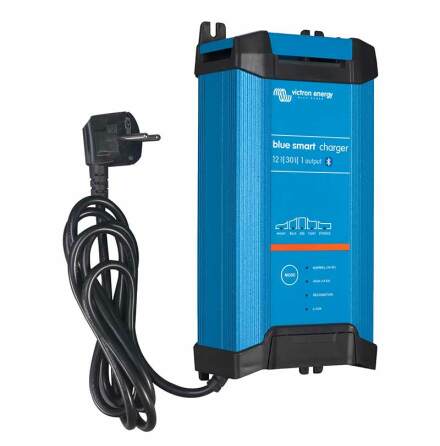 Batteriladdare Victron Blue Smart IP22 12/30(1)230V 7/7