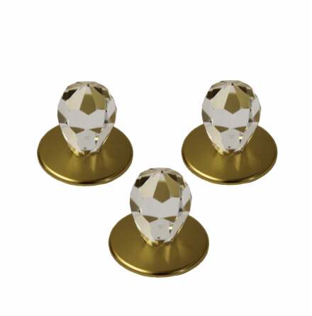 Ljusarmatur fr ngbastu Cariitti LED-kristall CR-16 3 st Guld